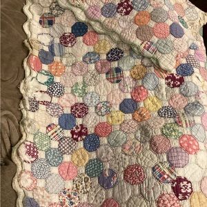 Vintage 1930 Hand Stitched Quilt